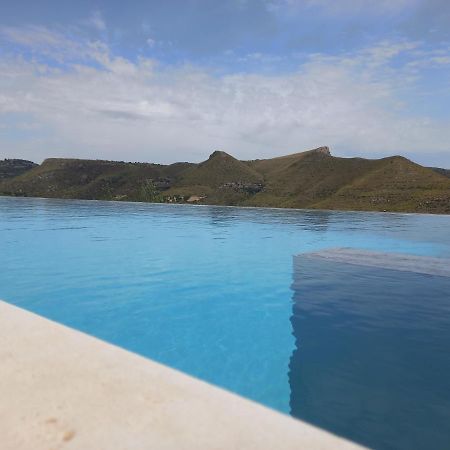 Villa Meriem Noto Eksteriør bilde