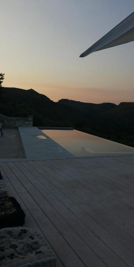 Villa Meriem Noto Eksteriør bilde